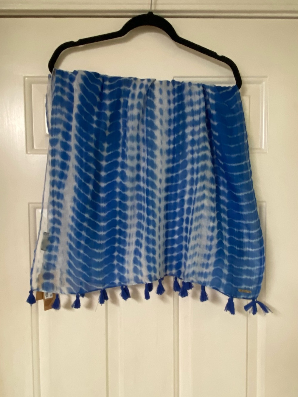 Steve Madden Indigo Blue and White Tie-Dye Tassel Scarf NWT